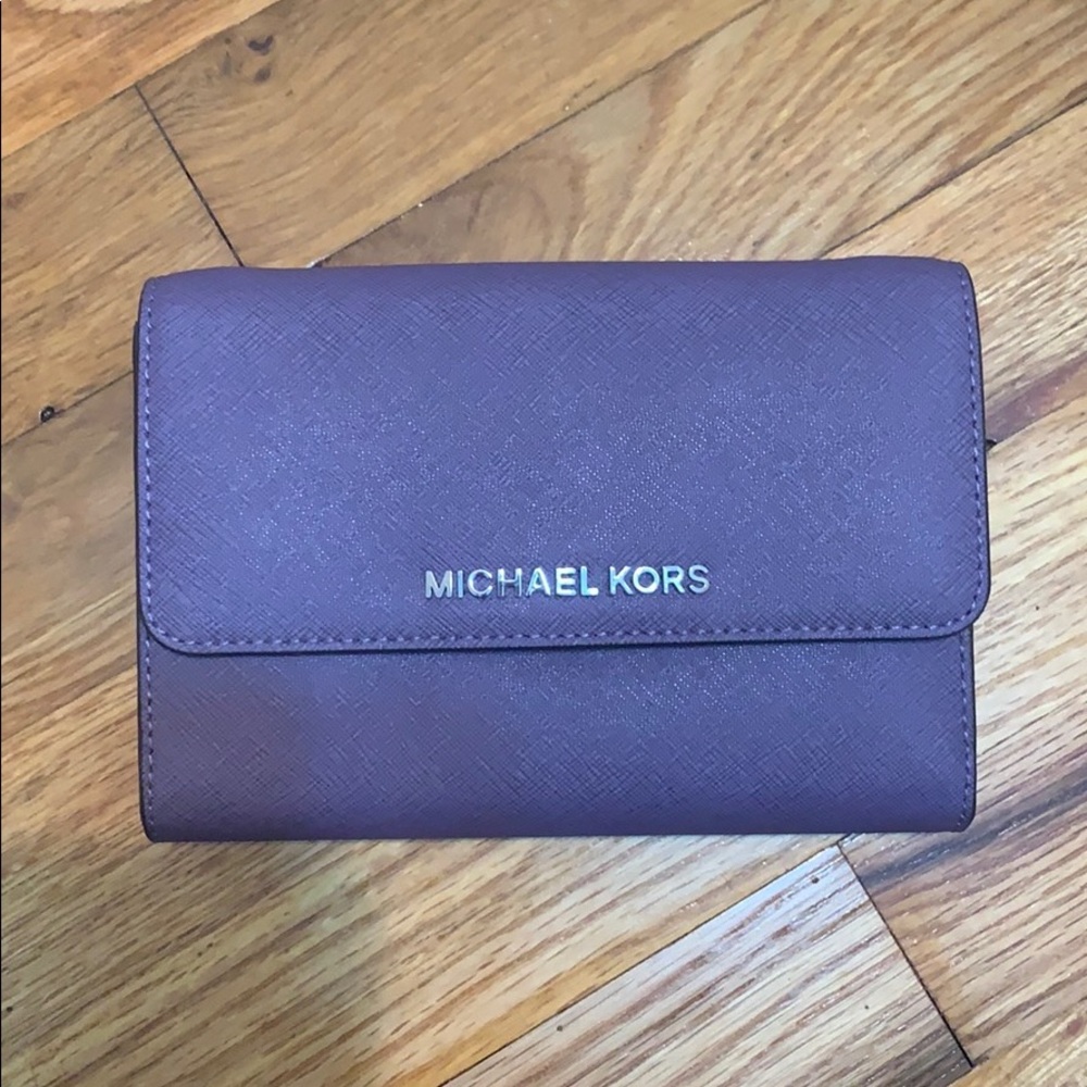 Mk Women's Jet Set Travel - Clutch Crossbody
